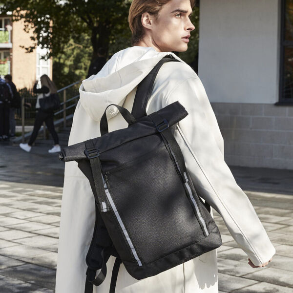 Urban commute backpack Thumbnail